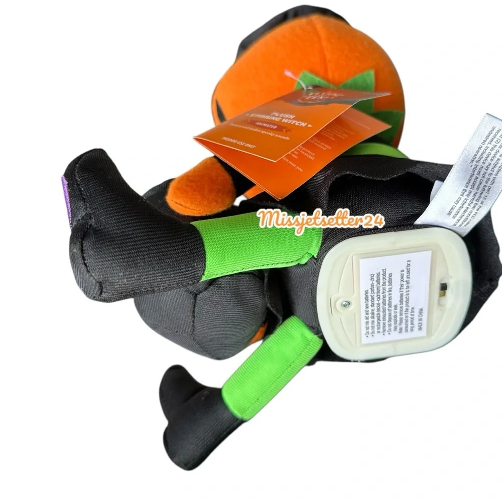 Target nwt hyde